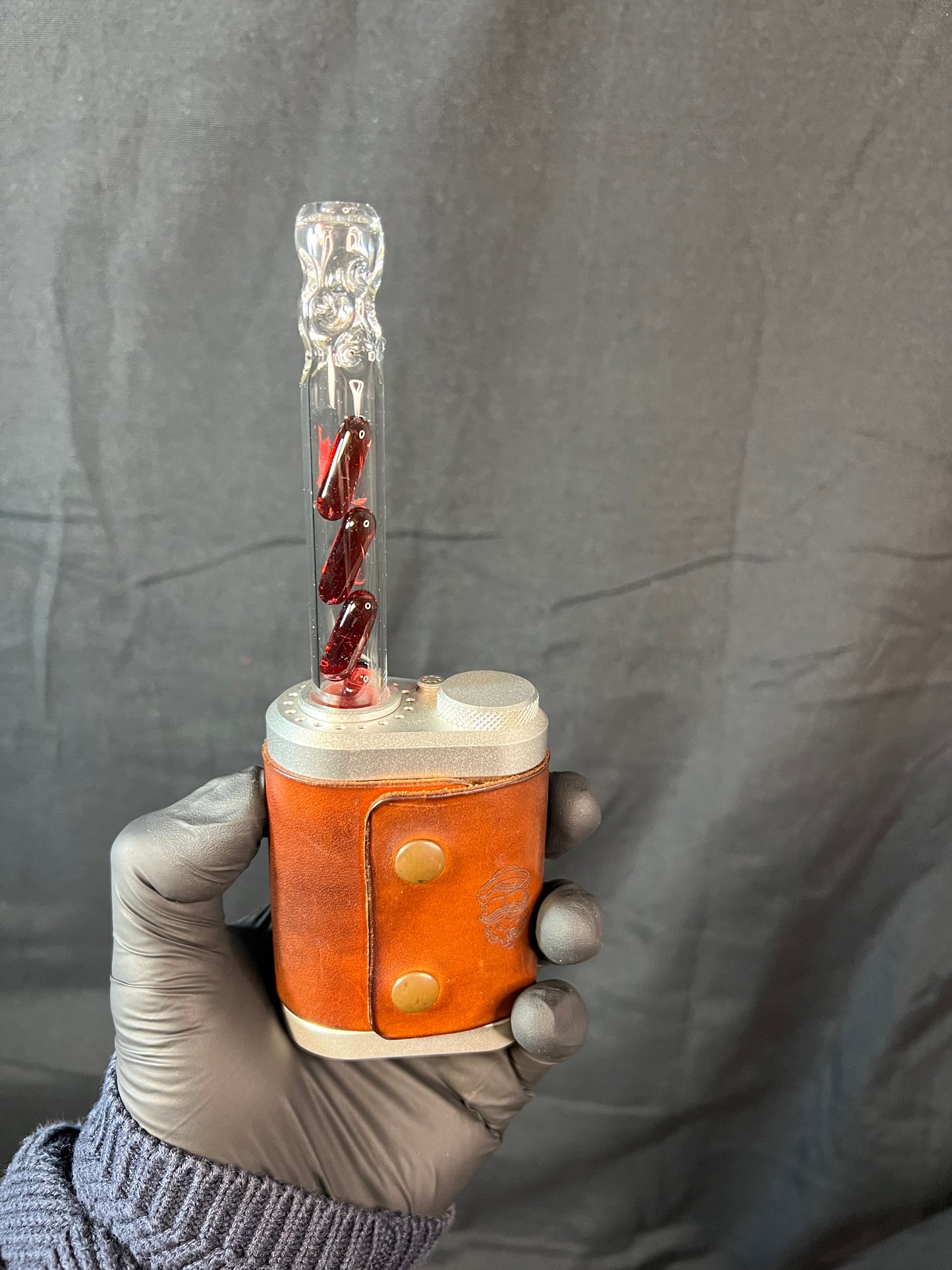 Tinymight Glass 4 Terp Pill Stem w/ dimpled mouthpiece - Red